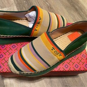 Authentic Tory Burch Daisy Slip-on Trainer size 8